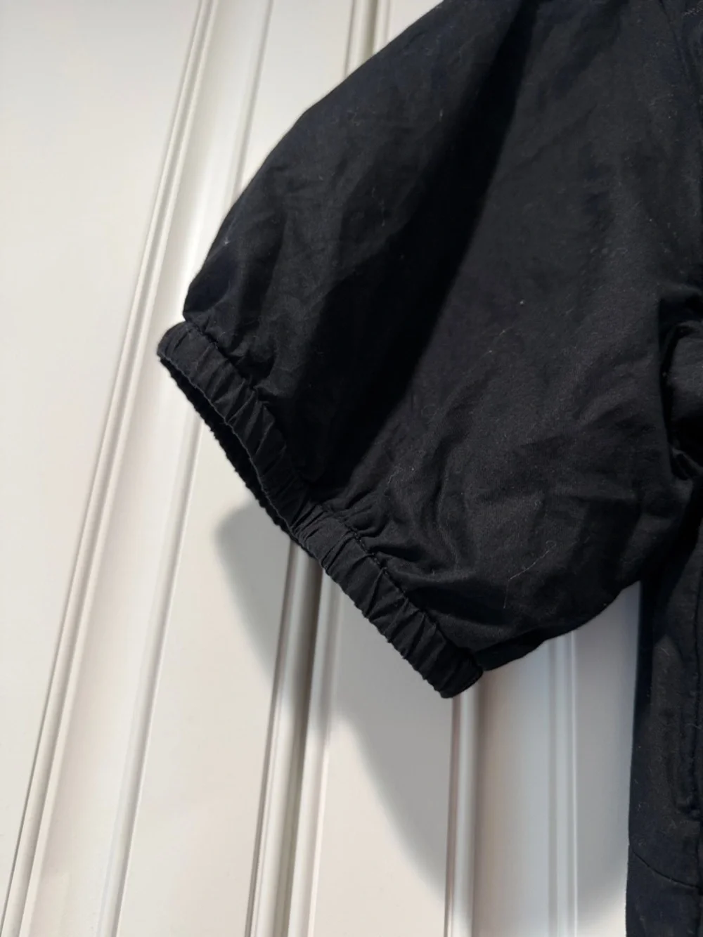 Old Navy Black Maxi Dress with Puff Sleeves - Picture 2 of 6